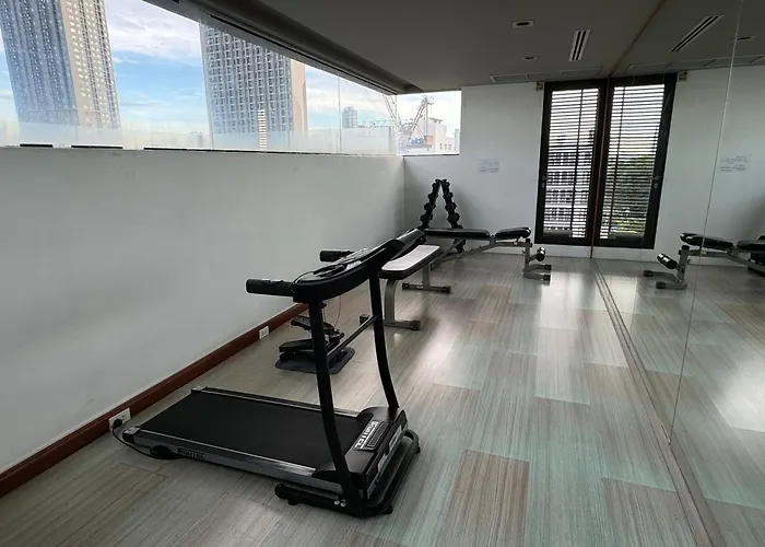 Appartamento W8 Condo, Floor Luxe 3 Bedroom Penthouse, Hip Area, 5 Mins From Thonglo Bts Station Bangkok